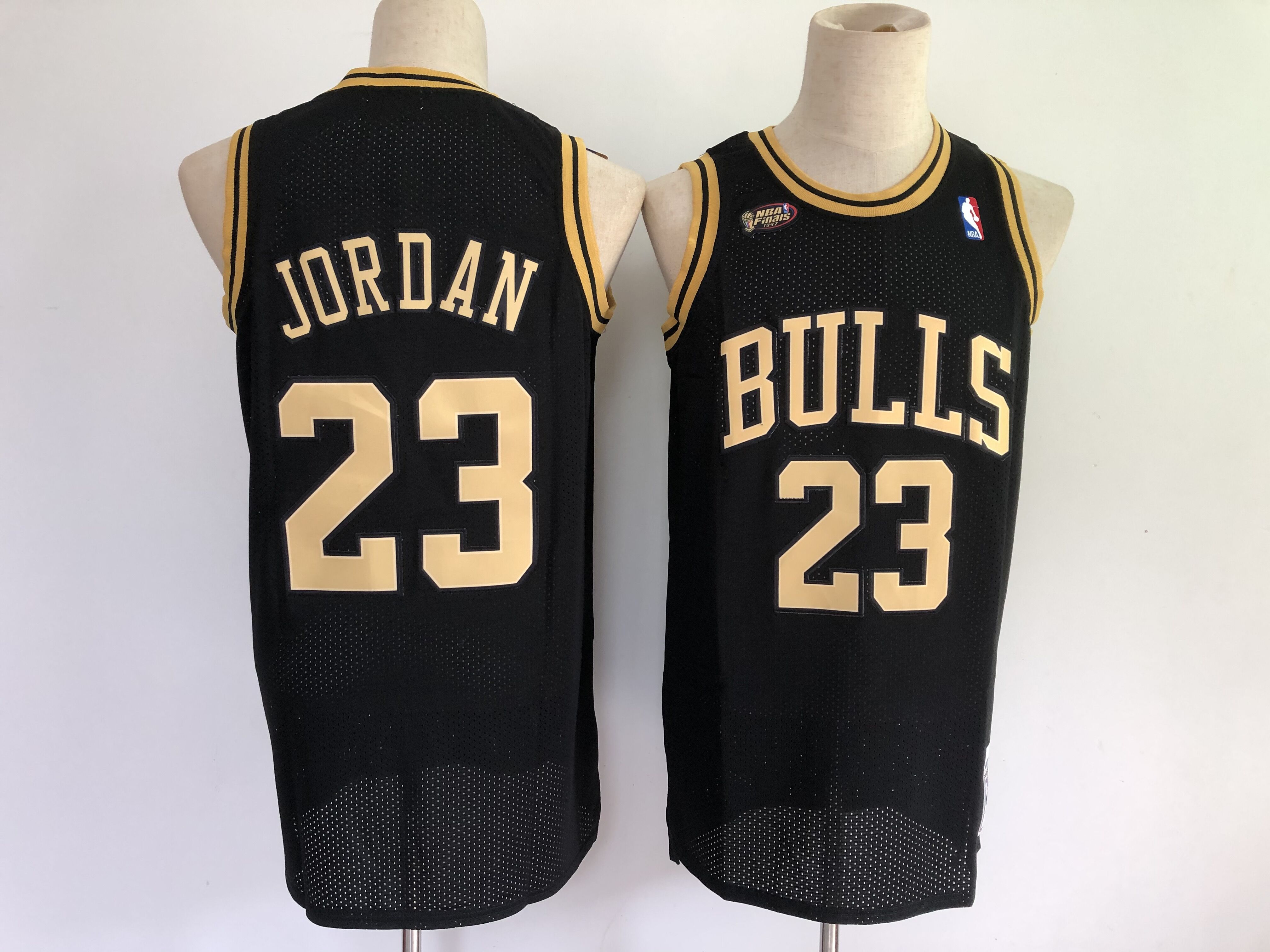 Men Chicago Bulls #23 Jordan Black gold Throwback 2021 NBA Jersey